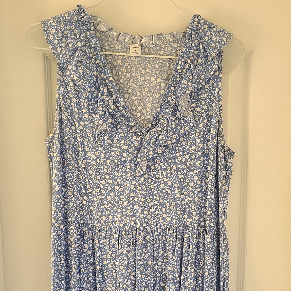 Old Navy Blue Floral Maxi Dress